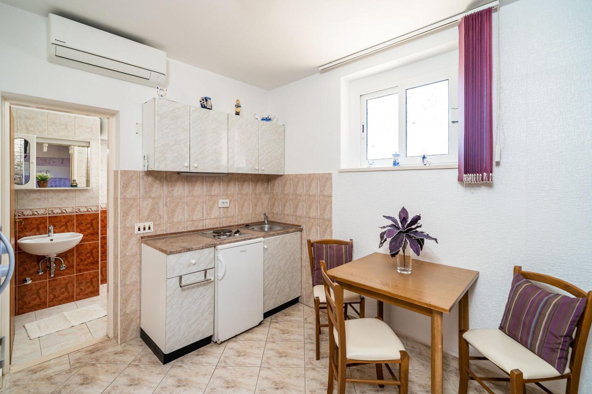 Apartments Nikolina Lumbarda Rum bild